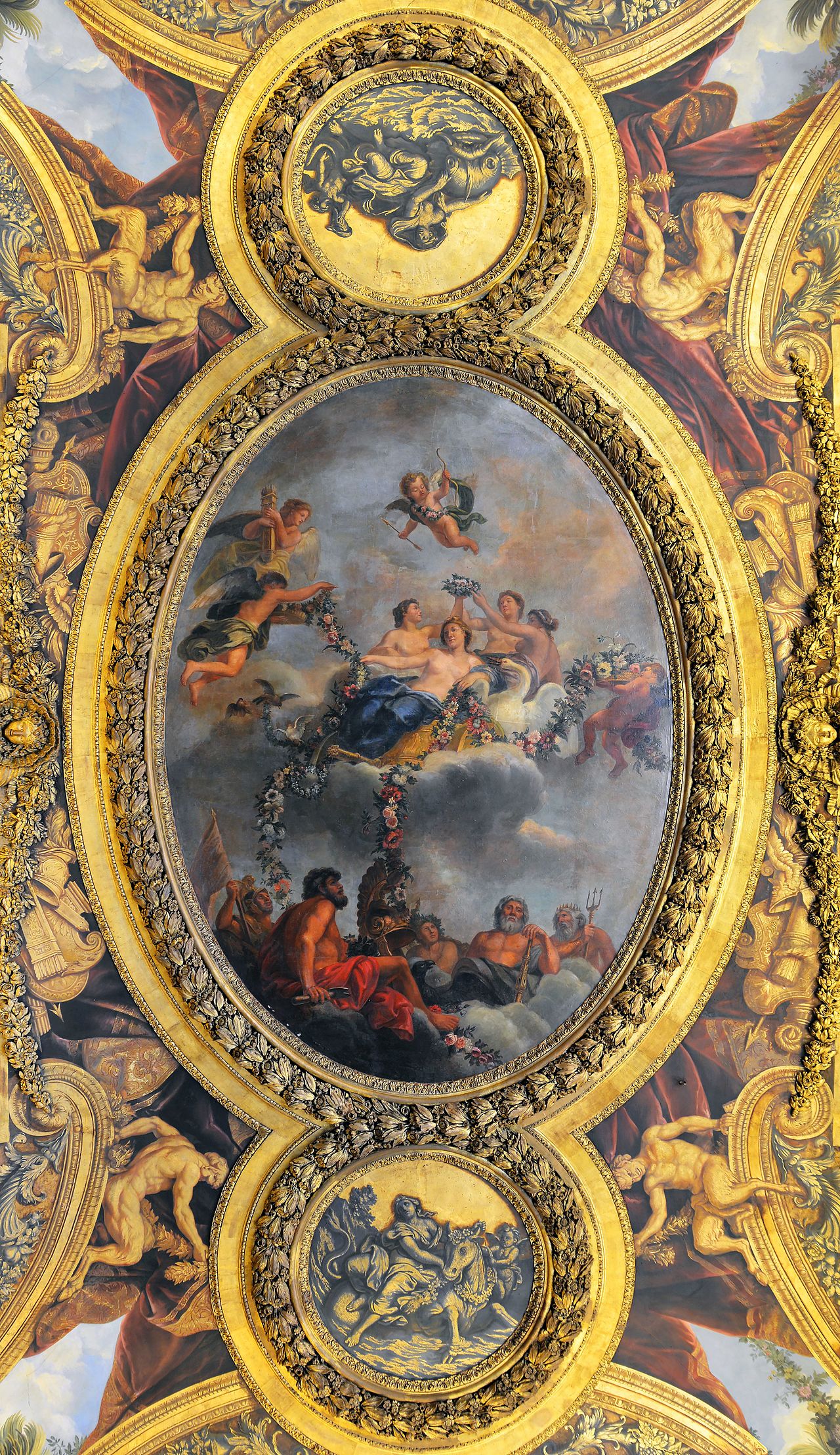 Ceiling of Salon de Vénus du Château de Versailles