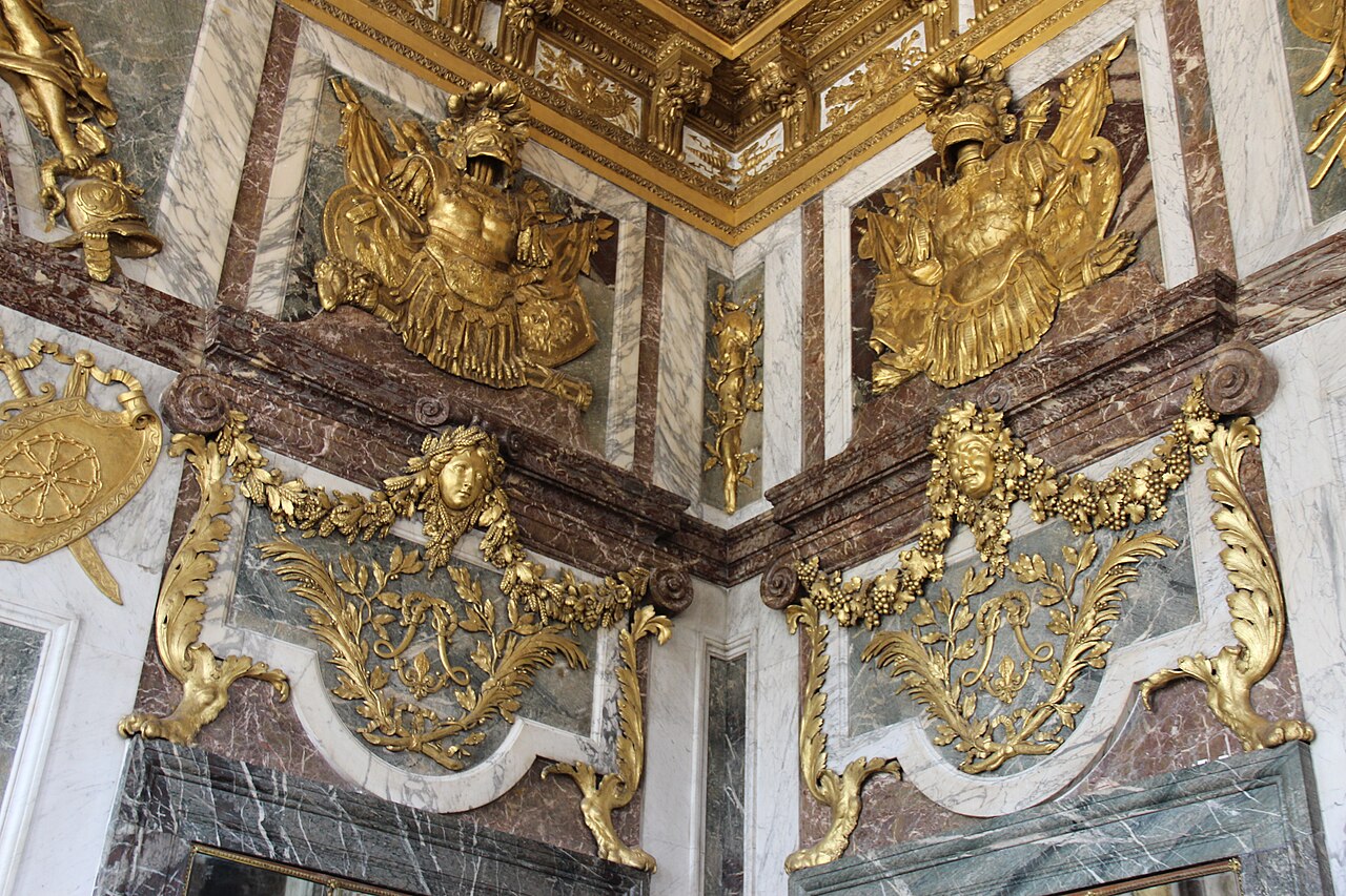 Palais de Versailles, near Paris, France. Complete indexed photo collection at WorldHistoryPics.com.