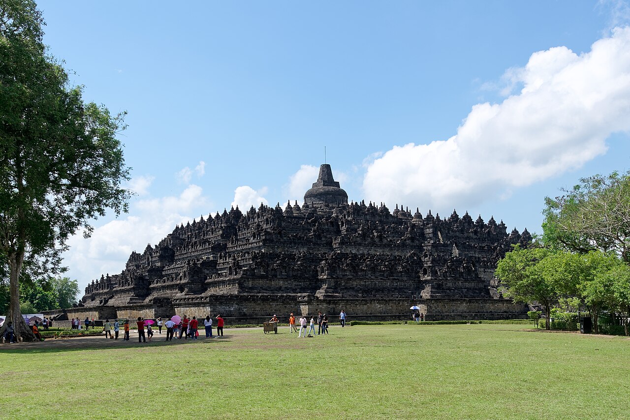 Mendut Temple, Central Java, Indonesia