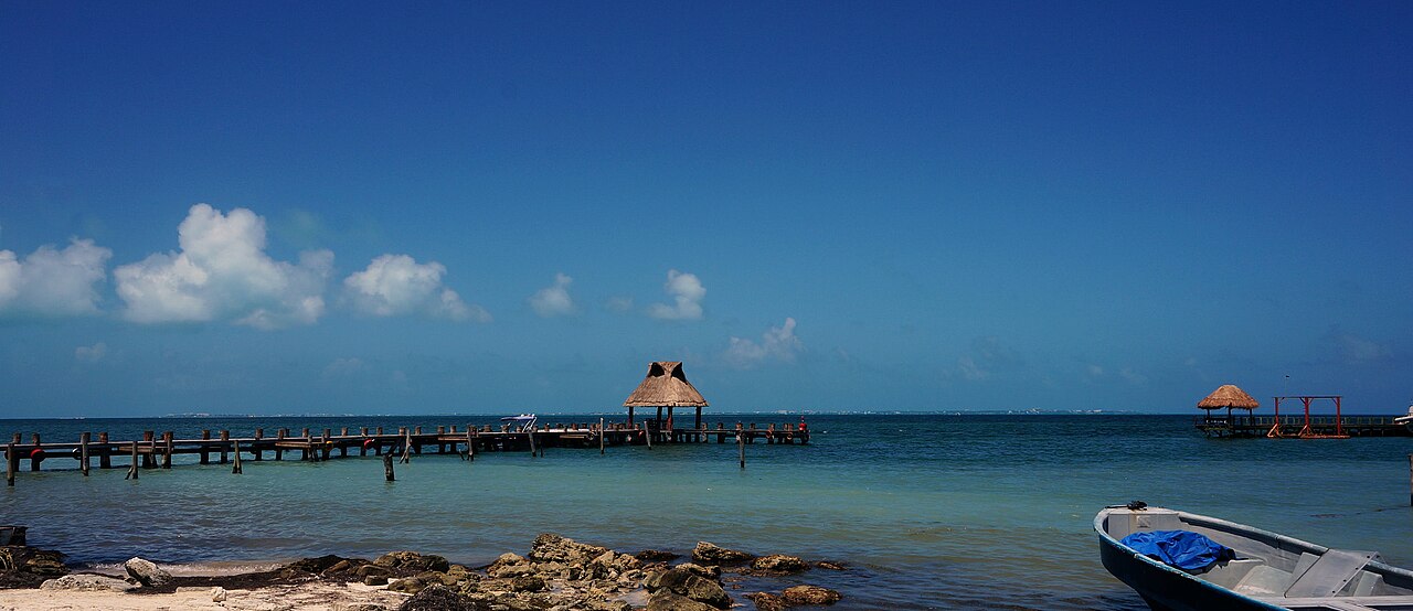 500px provided description: Looking out across to Cancun [#landscape ,#sea ,#mexico ,#beach]