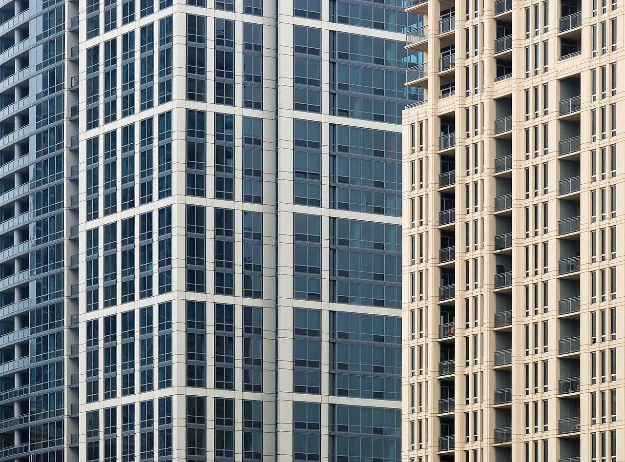 Regular pattern of windows. Buildings in Chicago, USA