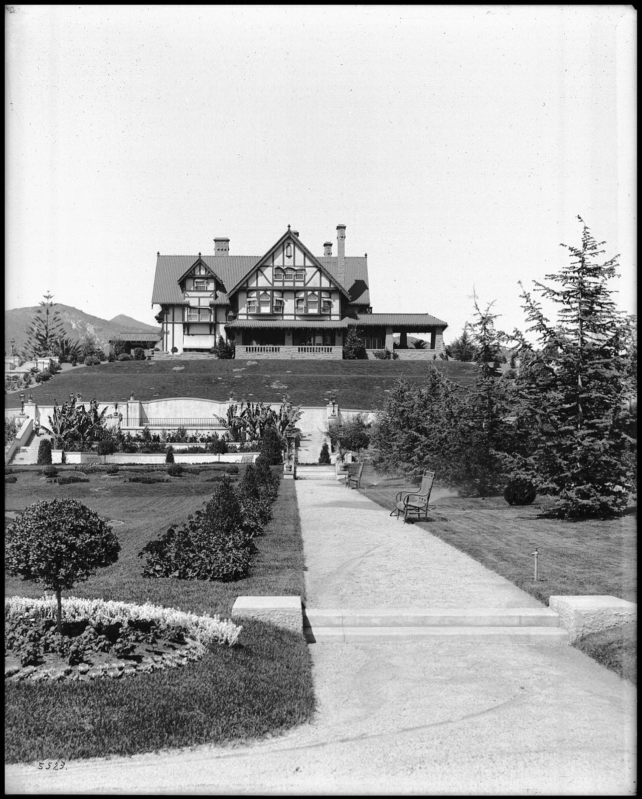 Arthur Letts residence, also called Holmby House, Hollywood, ca.1905
Photograph of the Arthur Letts residence and gardens, also called "Holmby House," in the Los Feliz district of Los Angeles (eastern