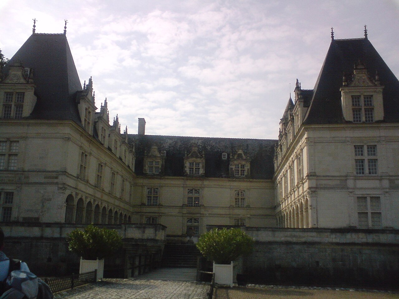 Vue générale du chateau et de son architecture