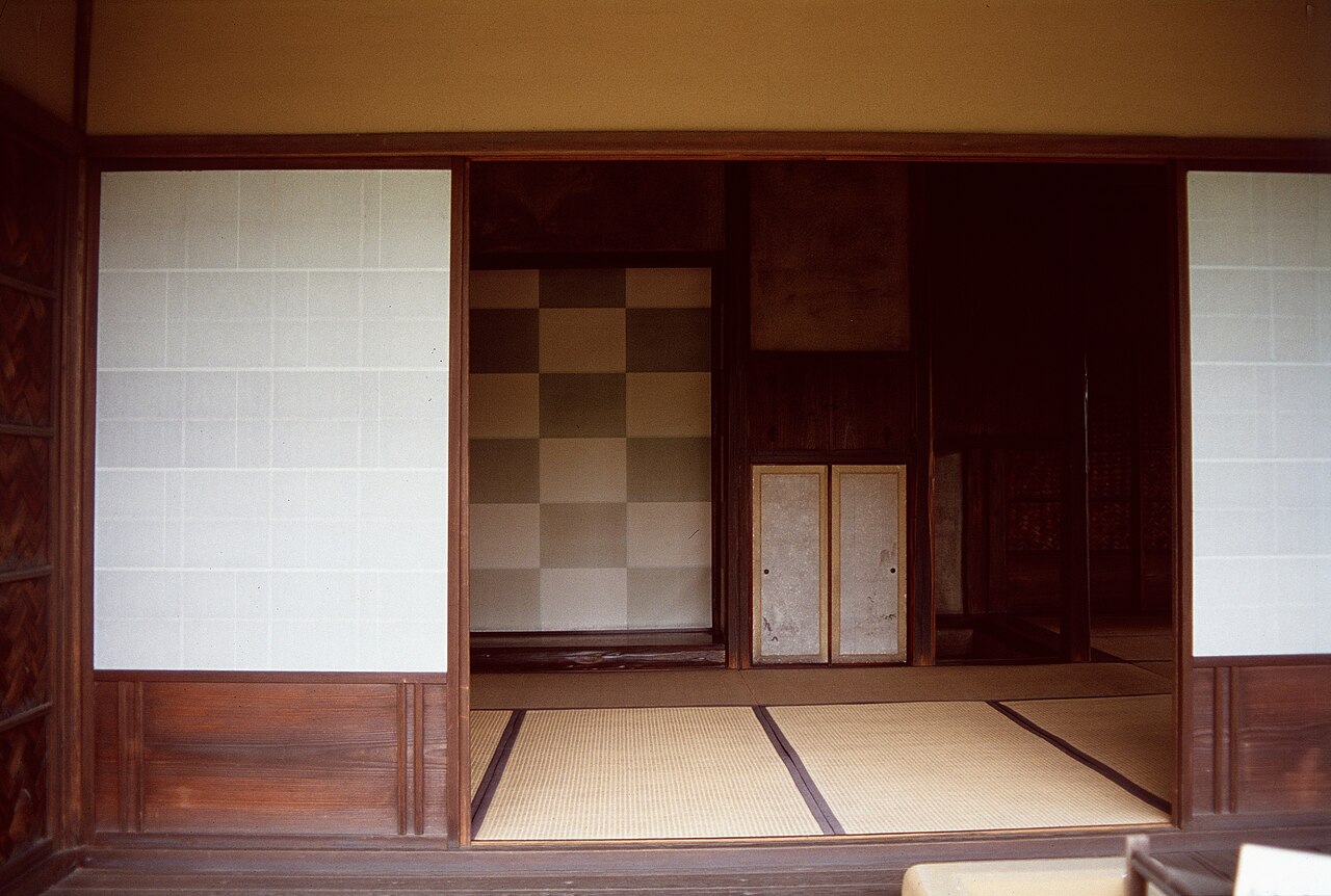 photographs taken during our trip, April 1985, by Trans-Siberia Express from Hoek van Holland with a stopover in Moskou, to Nachodka at the easternmost border of the then USSR. By ship to Japan, by un