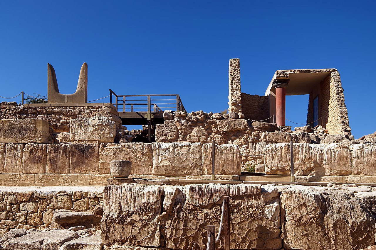Minoan Palace at Knossos. Horns of Consecration (in the South Propylaeum)