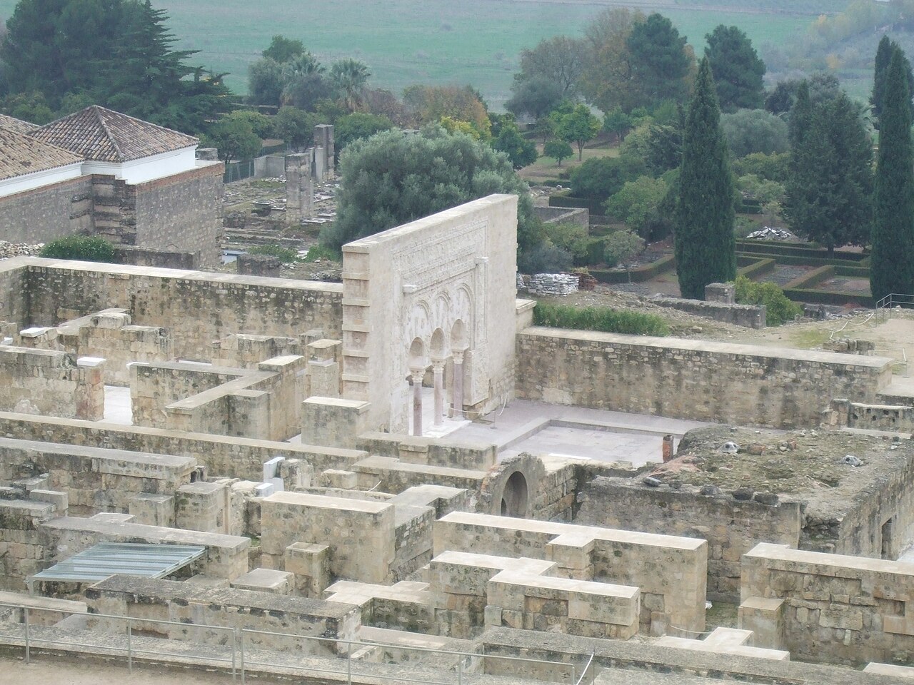 Conservation of the ruins is quite well so visitor can take a good image of what Medina Azahara looked like