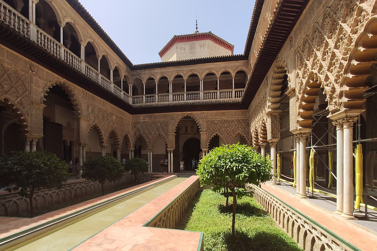 Patio de las Doncellas de Sevilla (España).