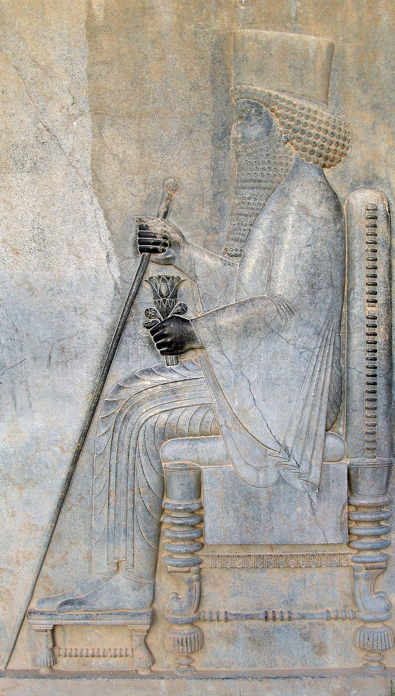 Relief of Darius (native-name: (𐎭𐎠𐎼𐎹𐎺𐎢𐏁) Dārayavauš) in Persepolis
