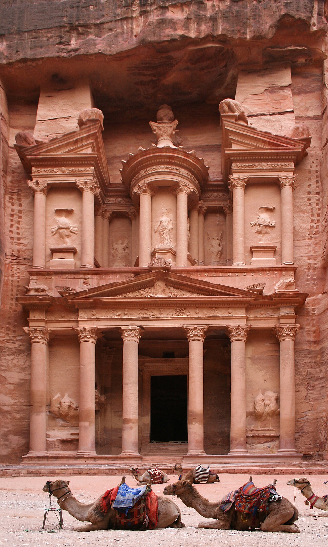 Al Khazneh, Petra, Jordan.