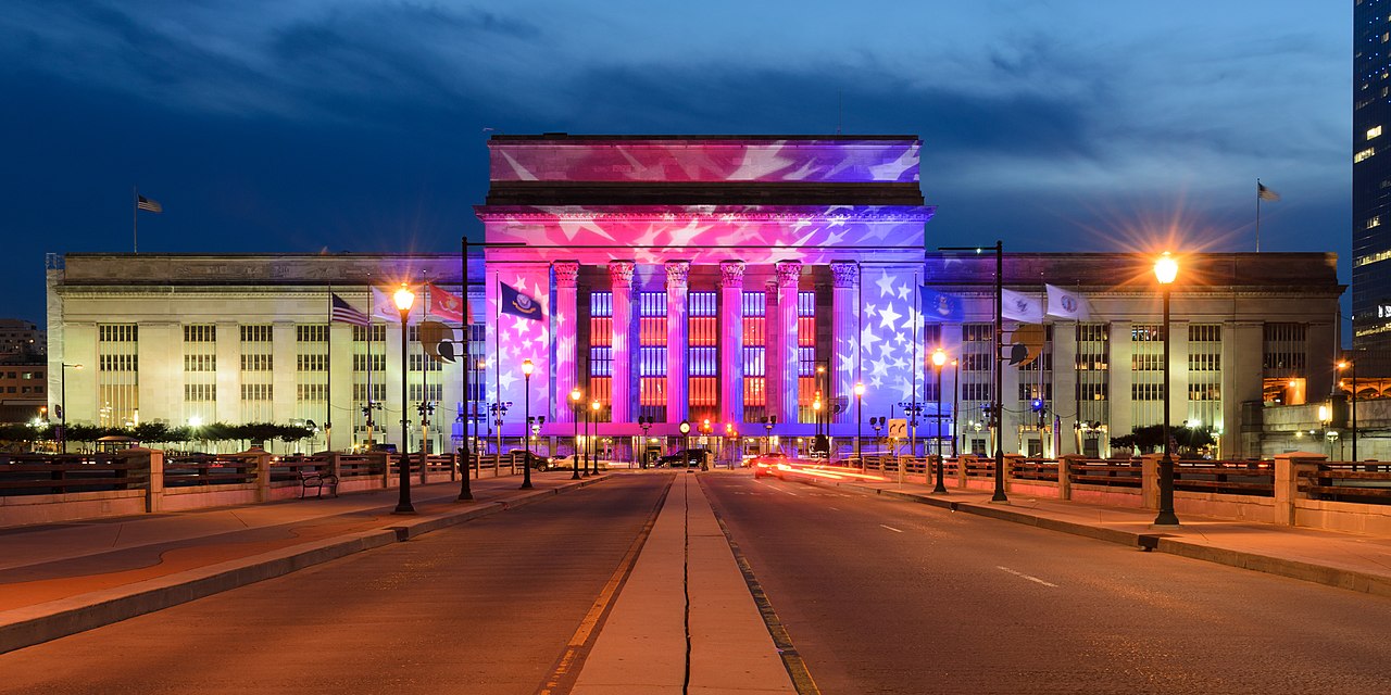 30th Street Station, Philadelphia, illuminated in honor of the 2016 Democratic National Convention.