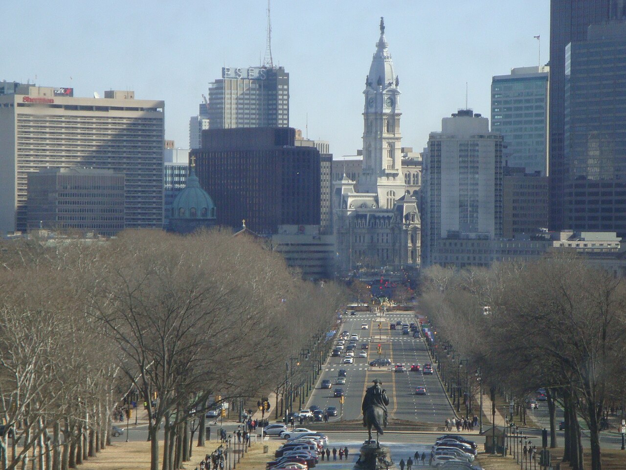 Benjamin Franklyn Parkway in Philadelphia, 2-18-18 as seen from Philadelphia Museum of Art