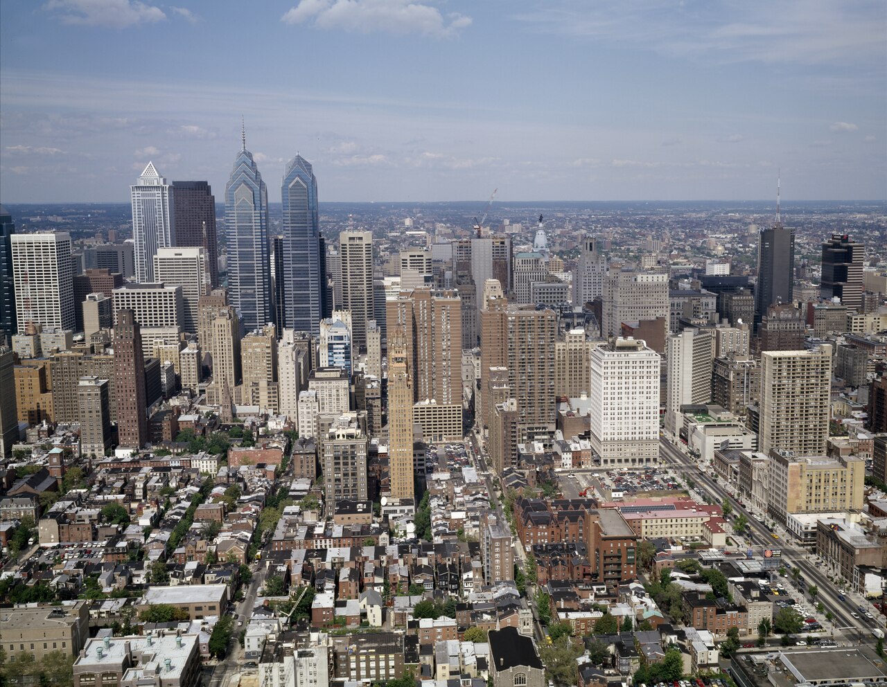 Title: Aerial view of Philadelphia, Pennsylvania
Physical description: 1 transparency : color ; 4 x 5 in. or smaller

Notes: Title, date, and keywords provided by the photographer.; Digital image prod