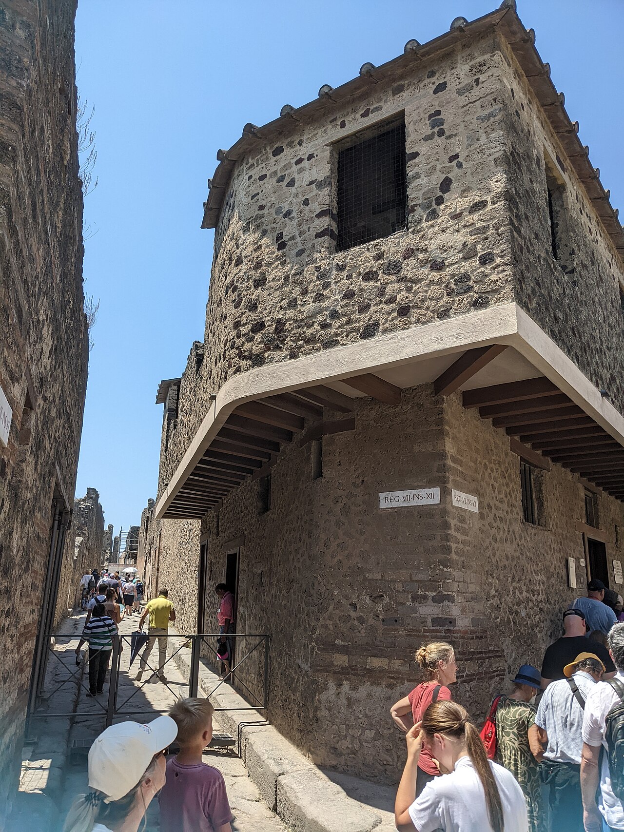 Street of Tombs (Via dei Sepolcri), Pompeii, Italy
