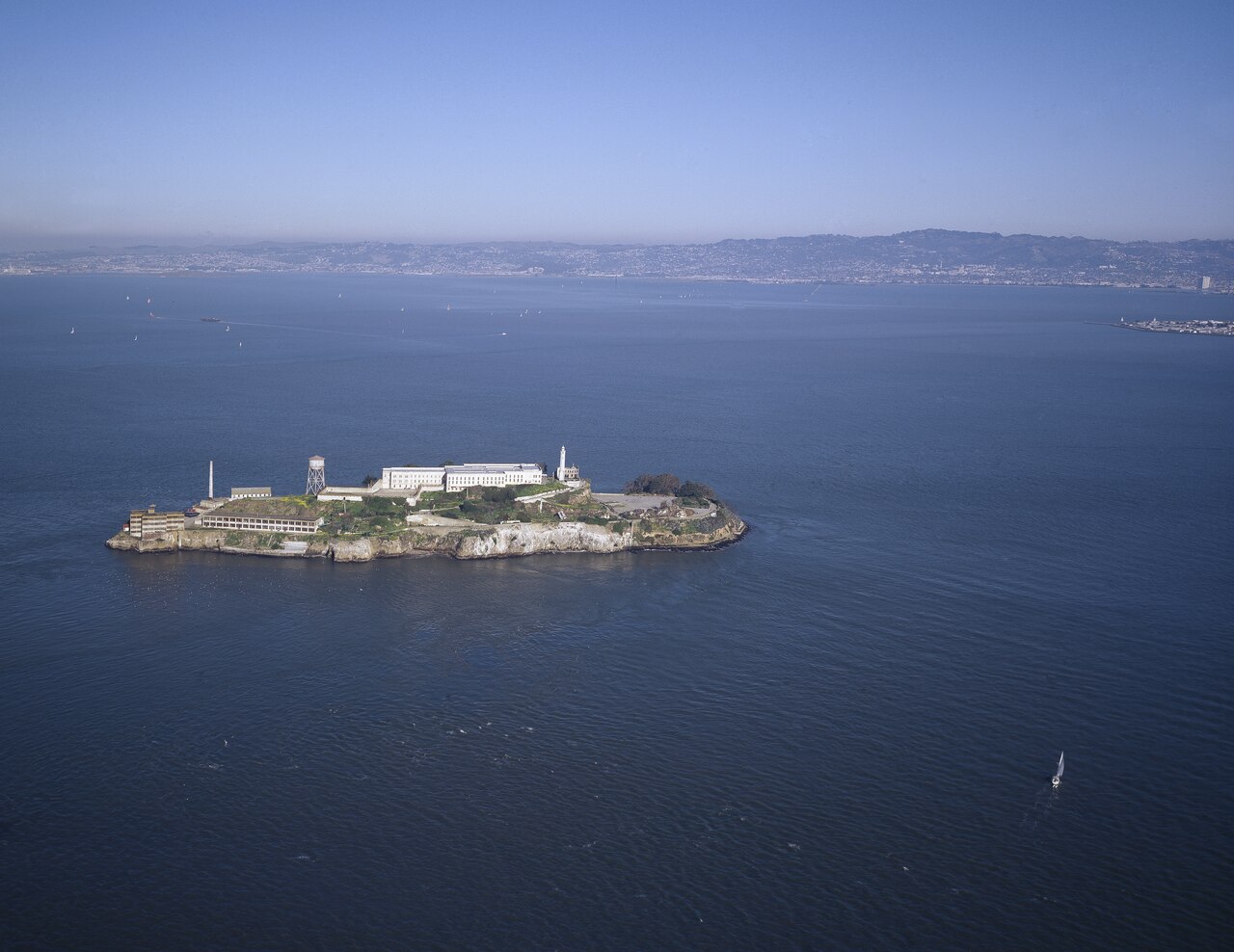 Title: Aerial view of Alcatraz Island, San Francisco, California
Physical description: 1 transparency : color ; 4 x 5 in. or smaller.

Notes: Title, date, and keywords provided by the photographer.; D