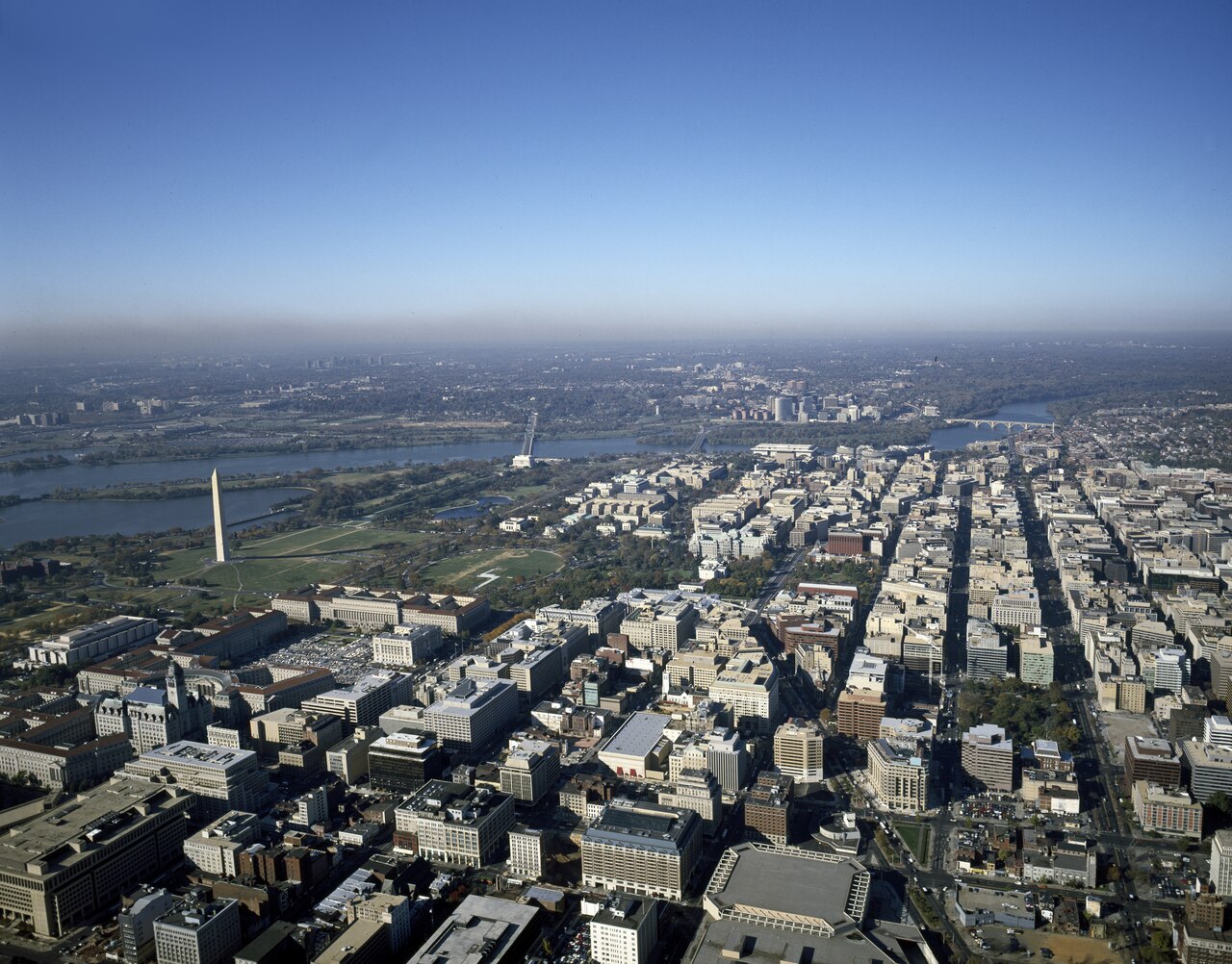 Title: Aerial view of Washington, D.C., featuring the Washington Monument and the distant Lincoln Memorial
Physical description: 1 transparency : color ; 4 x 5 in. or smaller.

Notes: Title, date, and