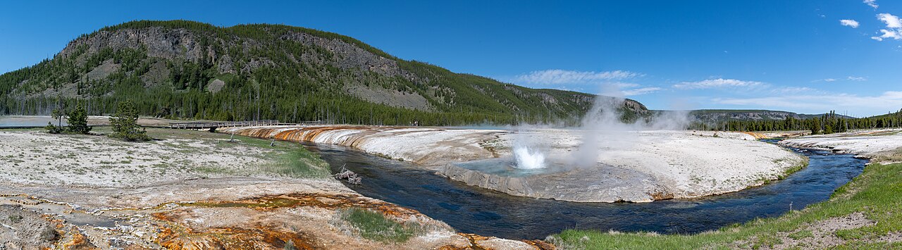 Cliff Geyser on Iron Spring Creek